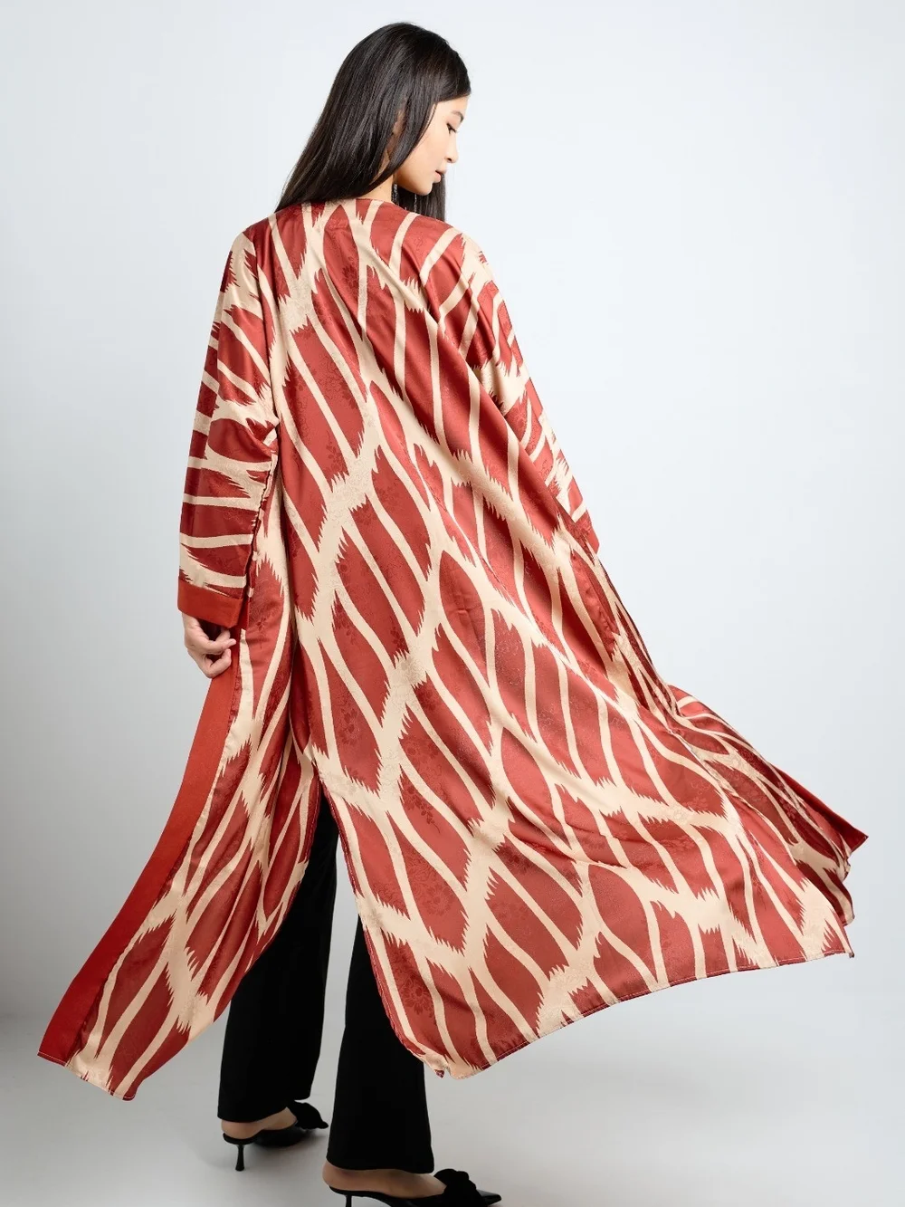 SILKY POOL OUTFIT Rust and Cream Printed Long Kimono Robe